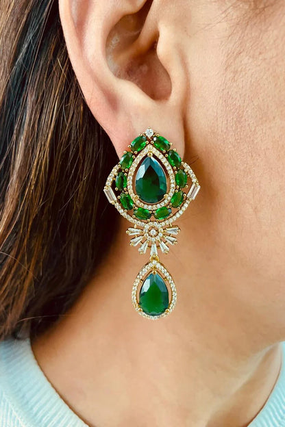 Victorian Finish Emerald Pendant Set 