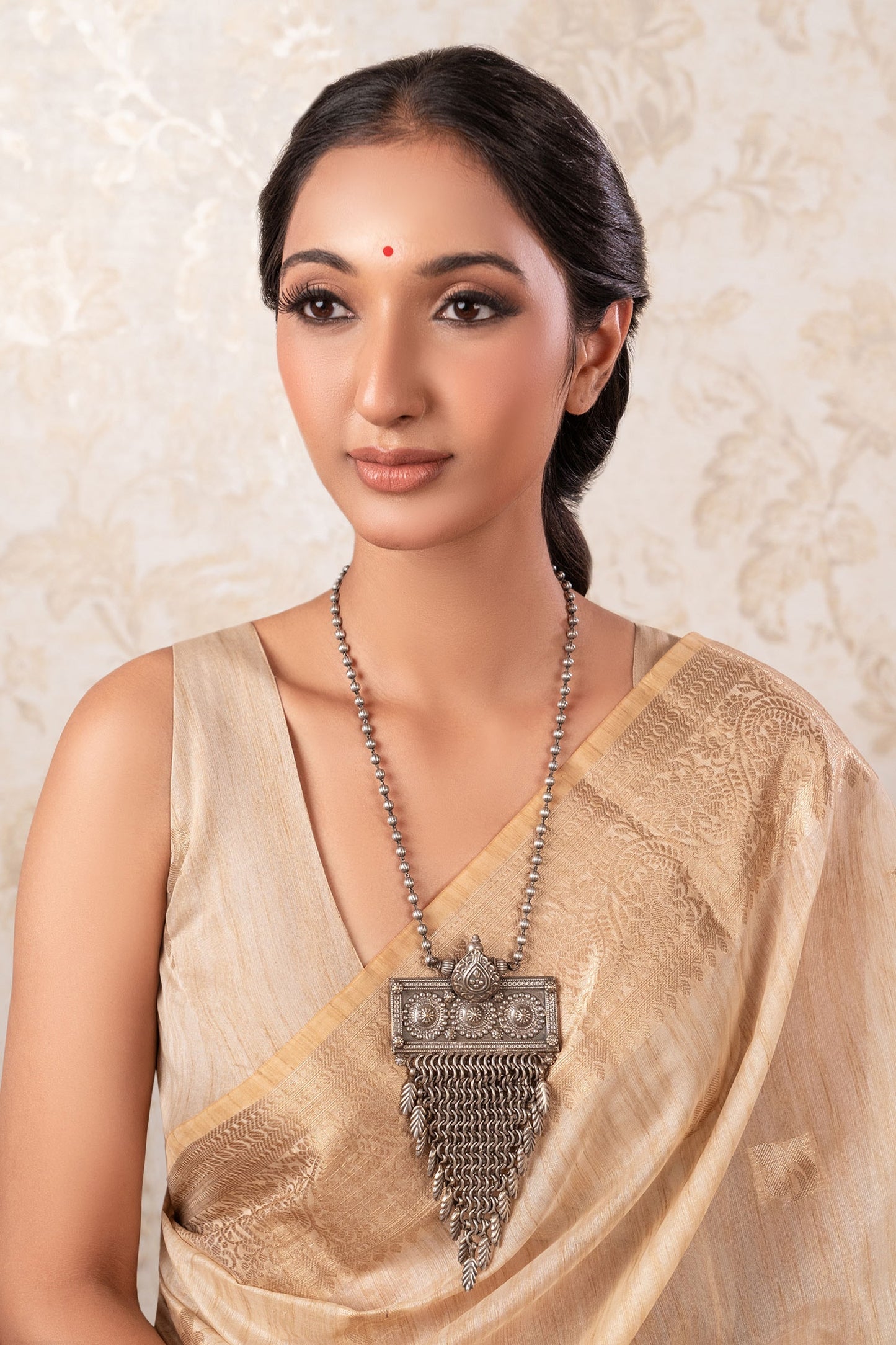 Designer Silver Plated Necklace 