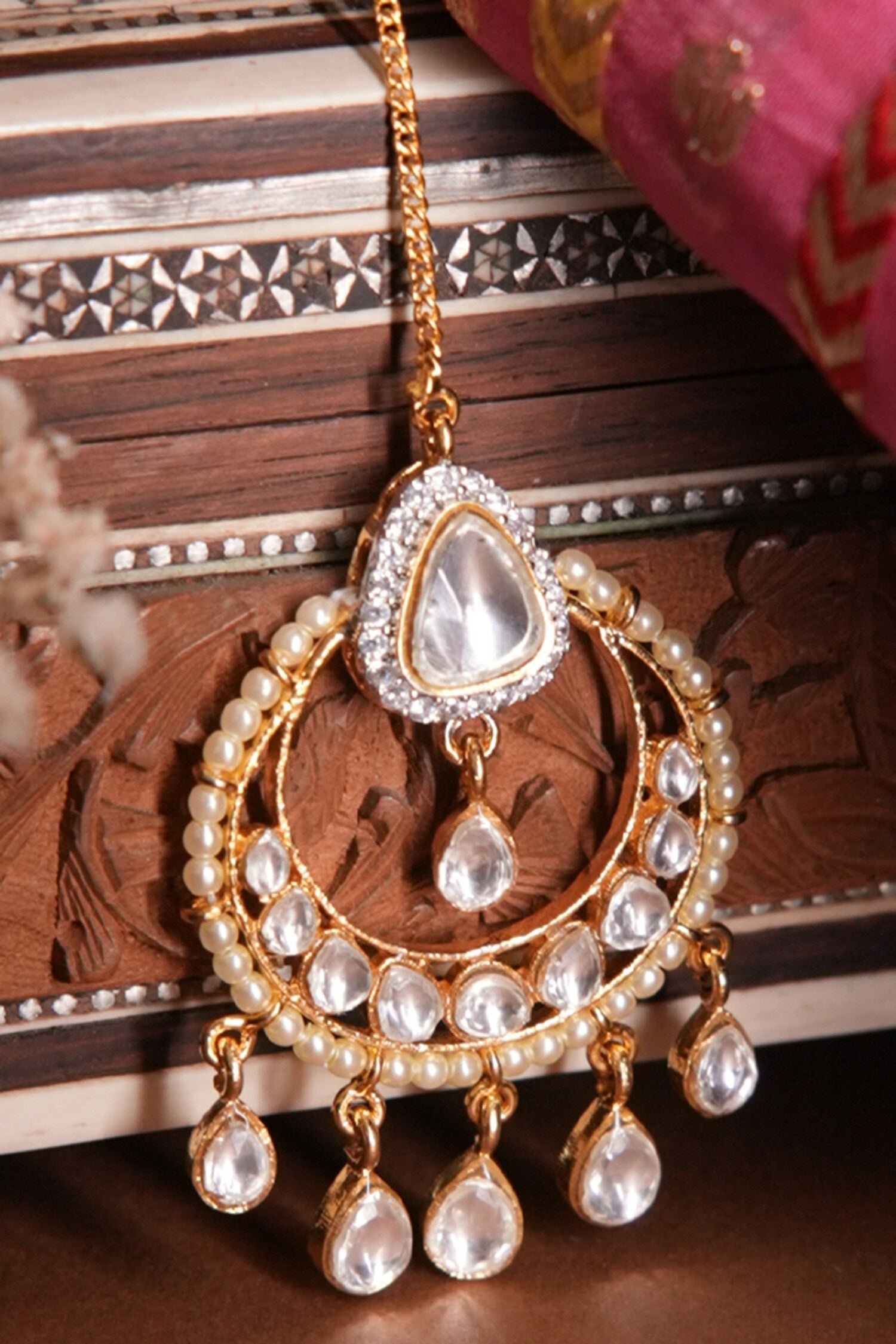 Embellished Maangtikka 