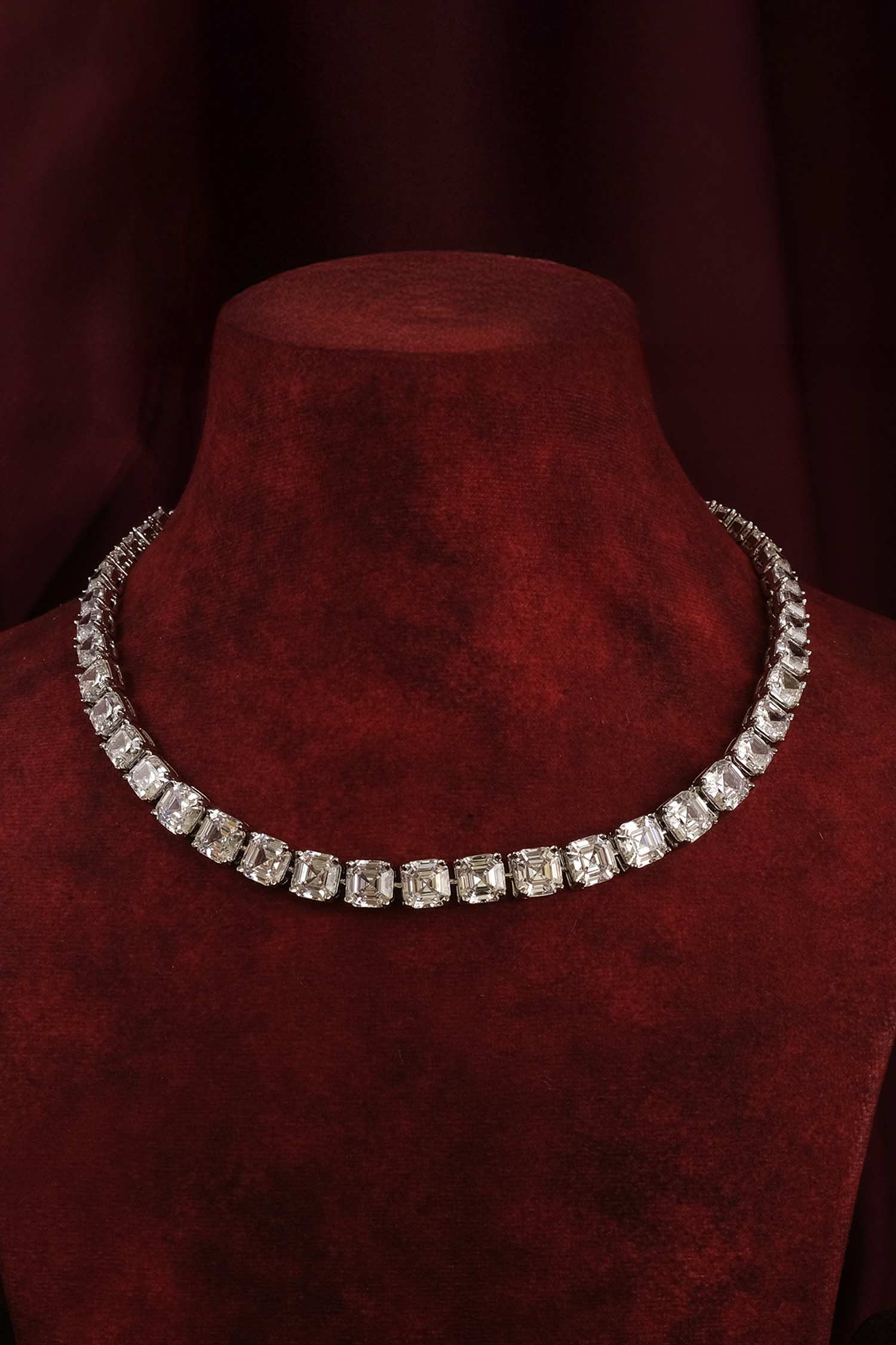 Silver Designer Necklace & Earring Set 