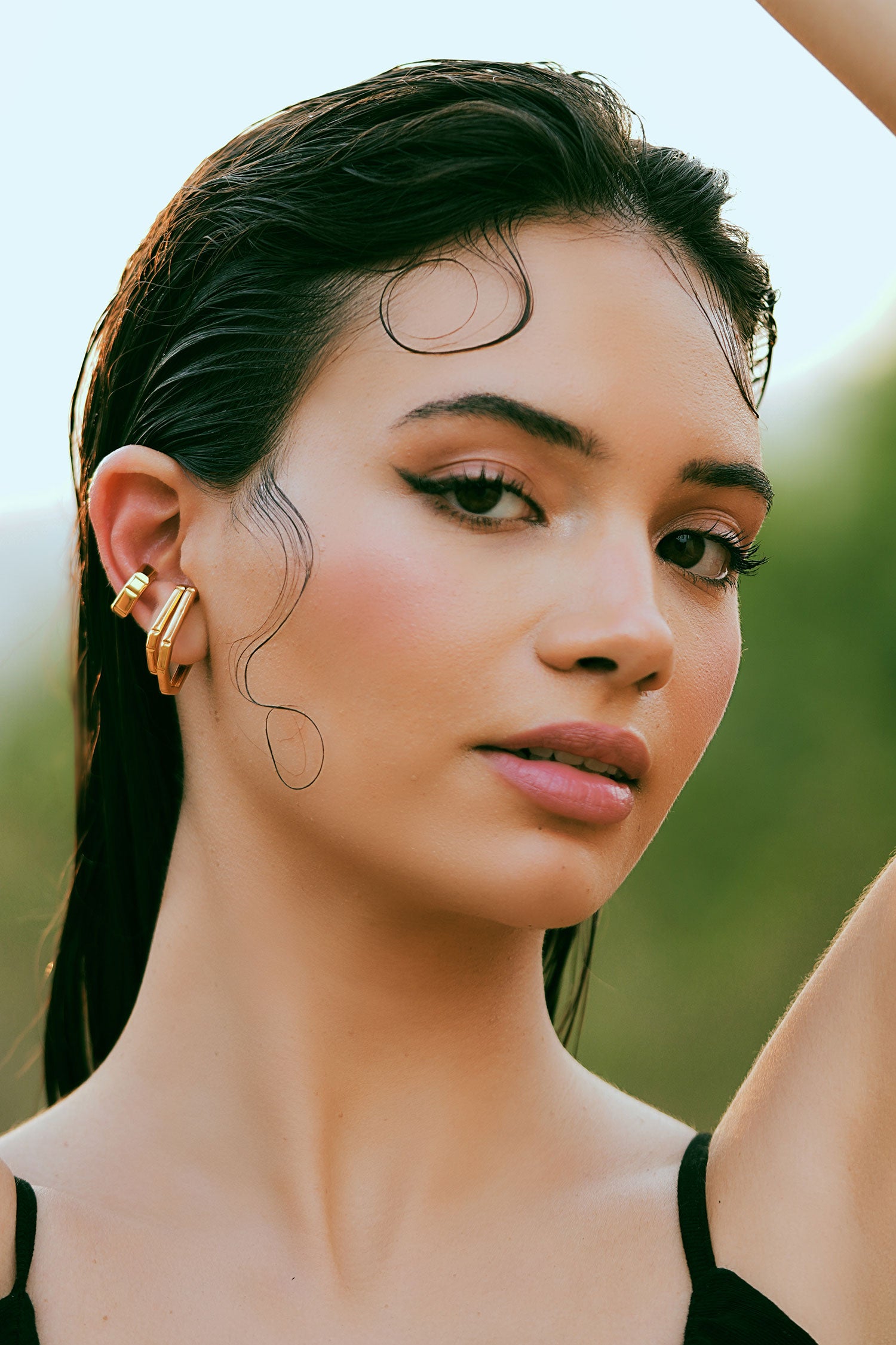 Nova Gold Earrings 