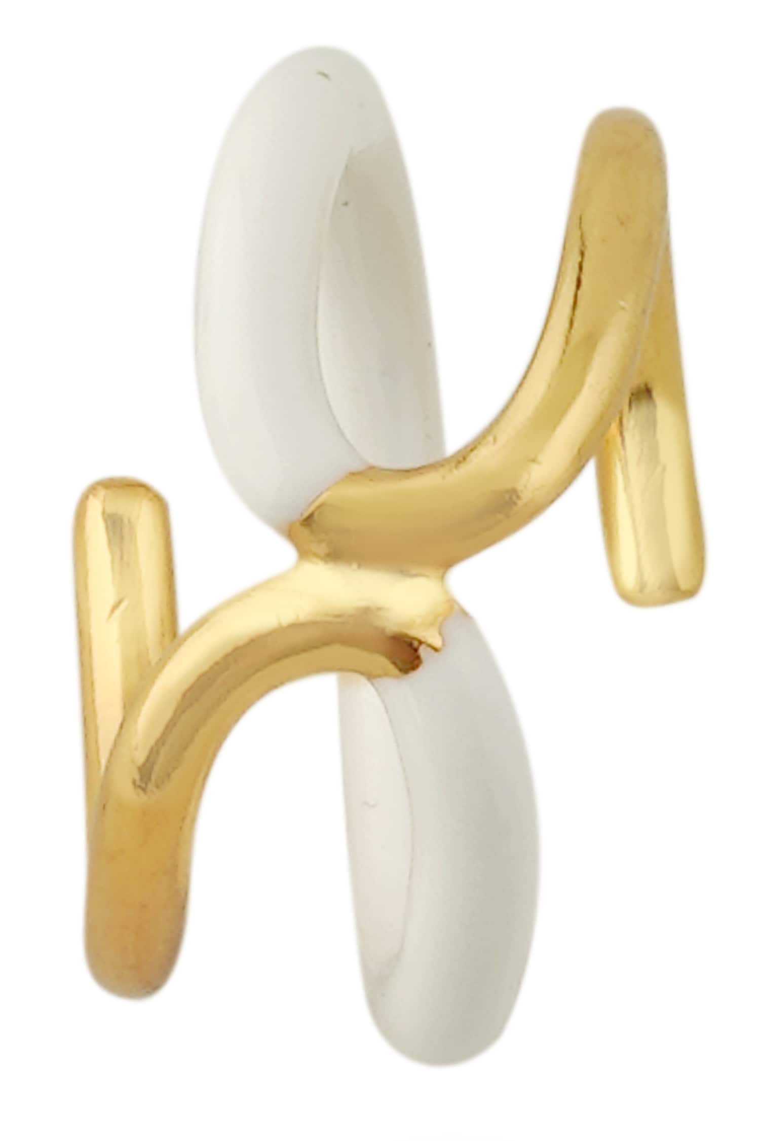 Twistie Gold Ring 