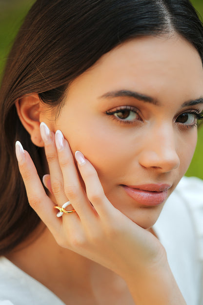 Twistie Gold Ring 