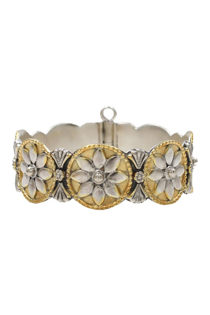Gold Designer Handcrafted Bangle 