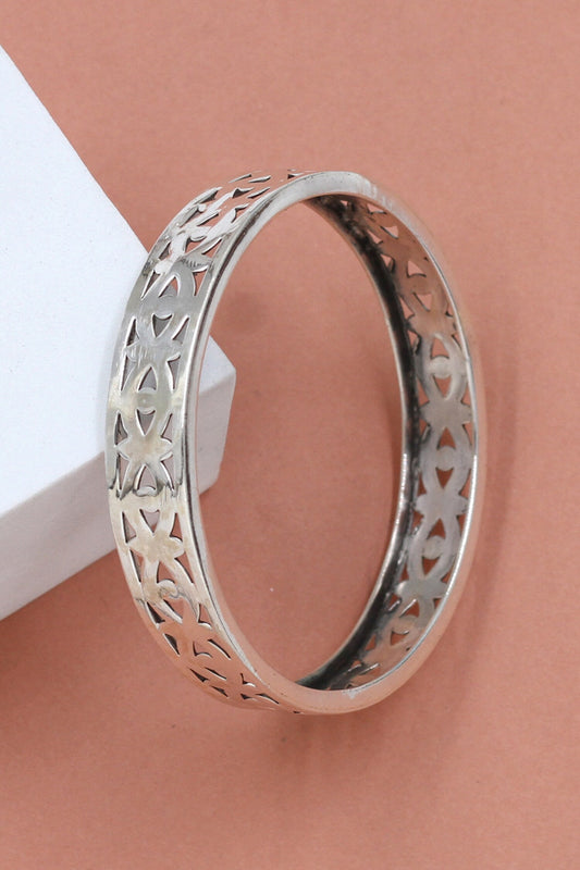 Designer Silver Bangle 