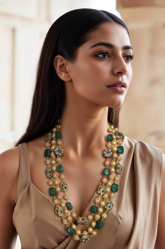 Gold Finish Kundan Necklace 