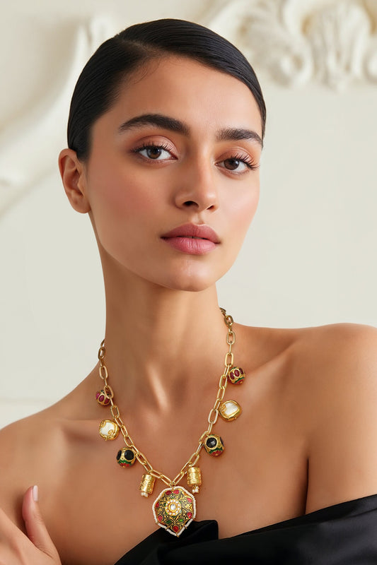 Gold Finish Kundan Necklace 