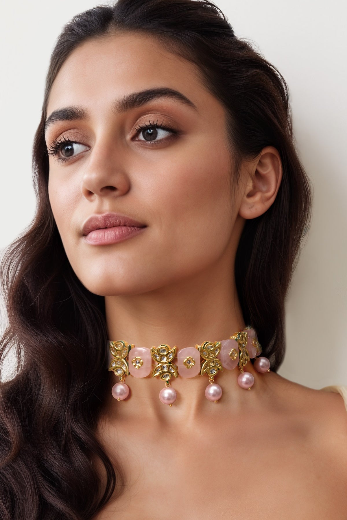Gold Finish Kundan Necklace 