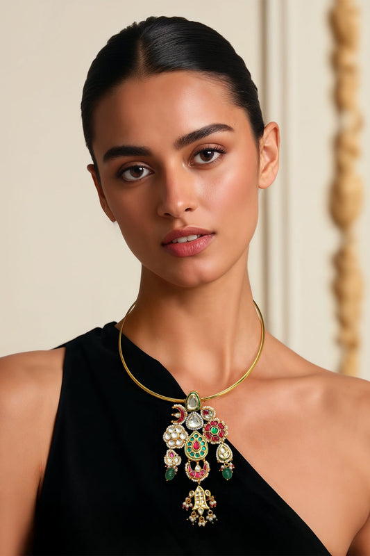 Gold Finish Kundan Necklace 