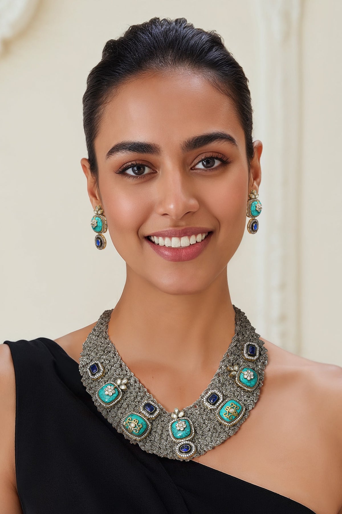 Antique Finish Turquoise Blue Necklace Set 