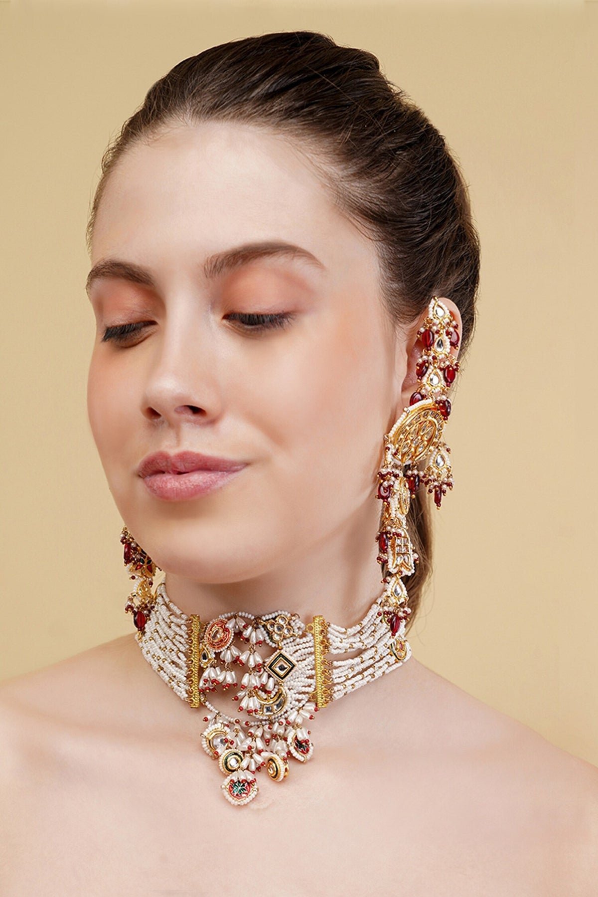 Khoon Sa Rang Drop Earrings 