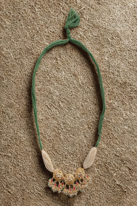 Sabz Roshni Choker 