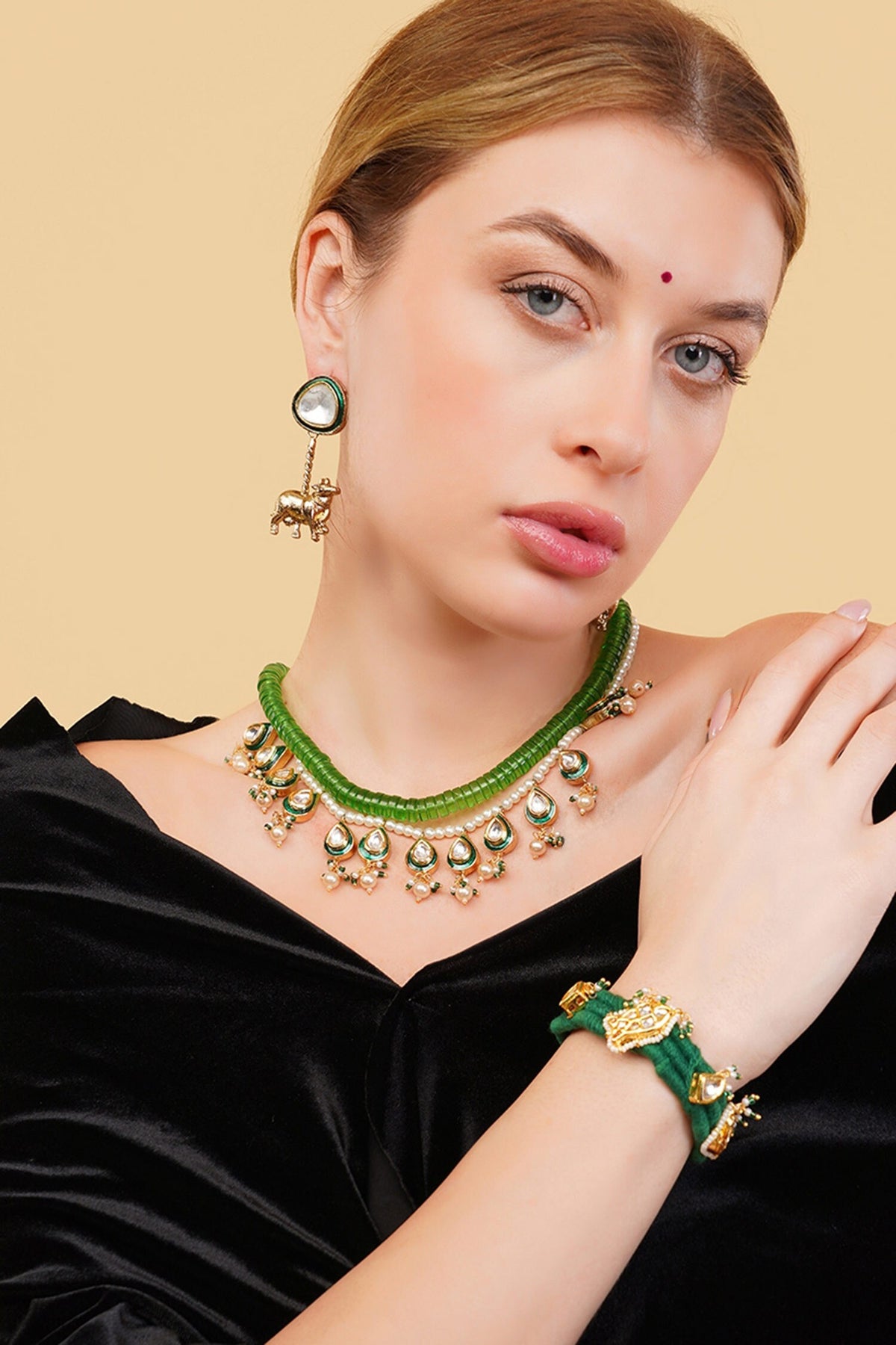 Hari Zameen Necklace 