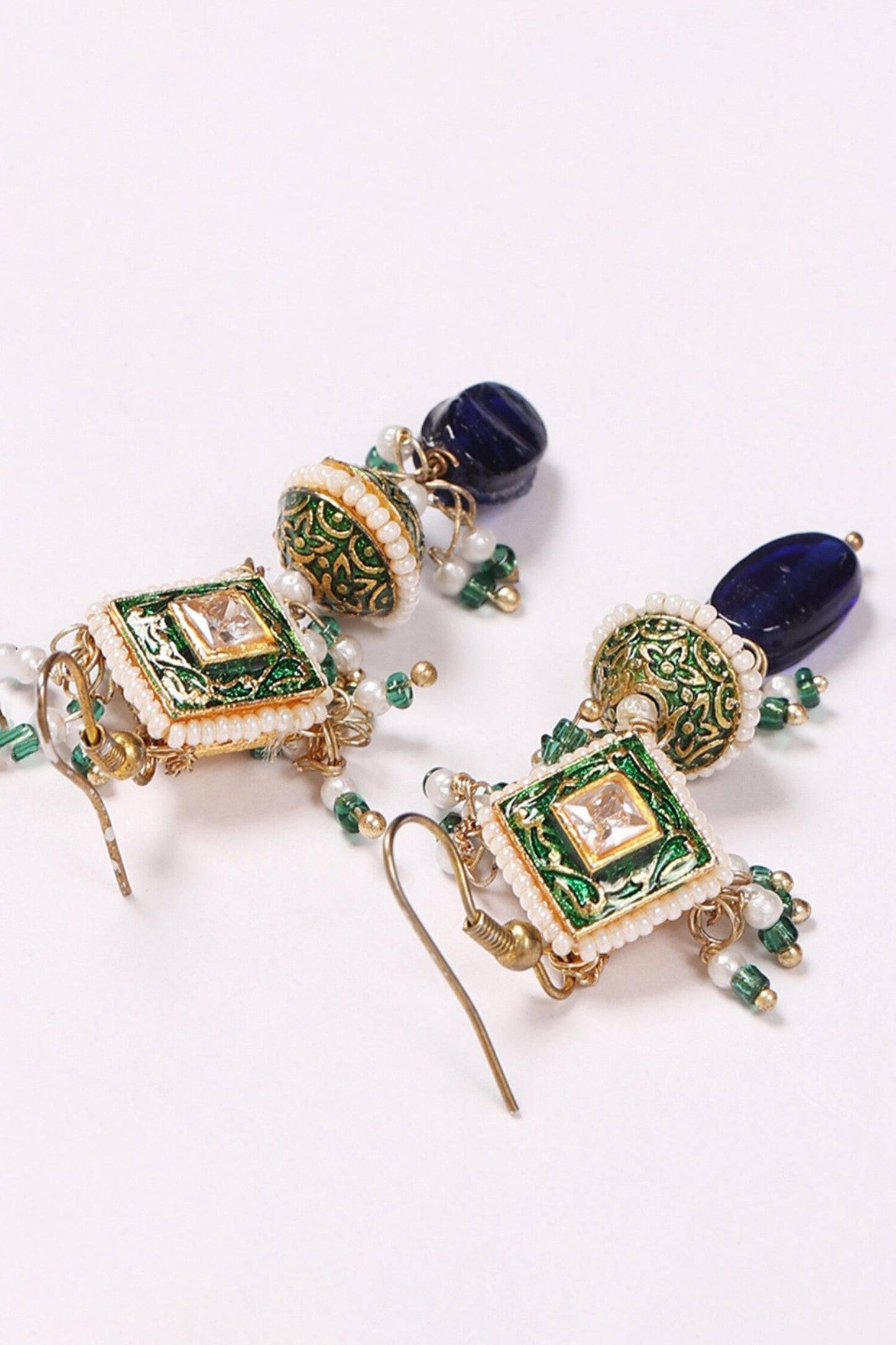 Aasmaani Husn Necklace with Earring 
