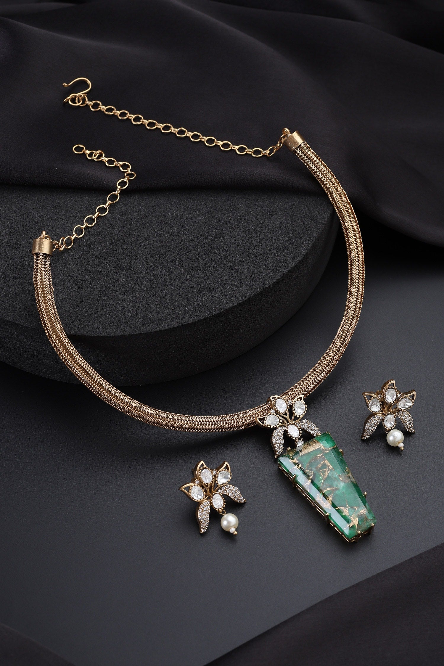 Emerald Hasli Necklace Set 