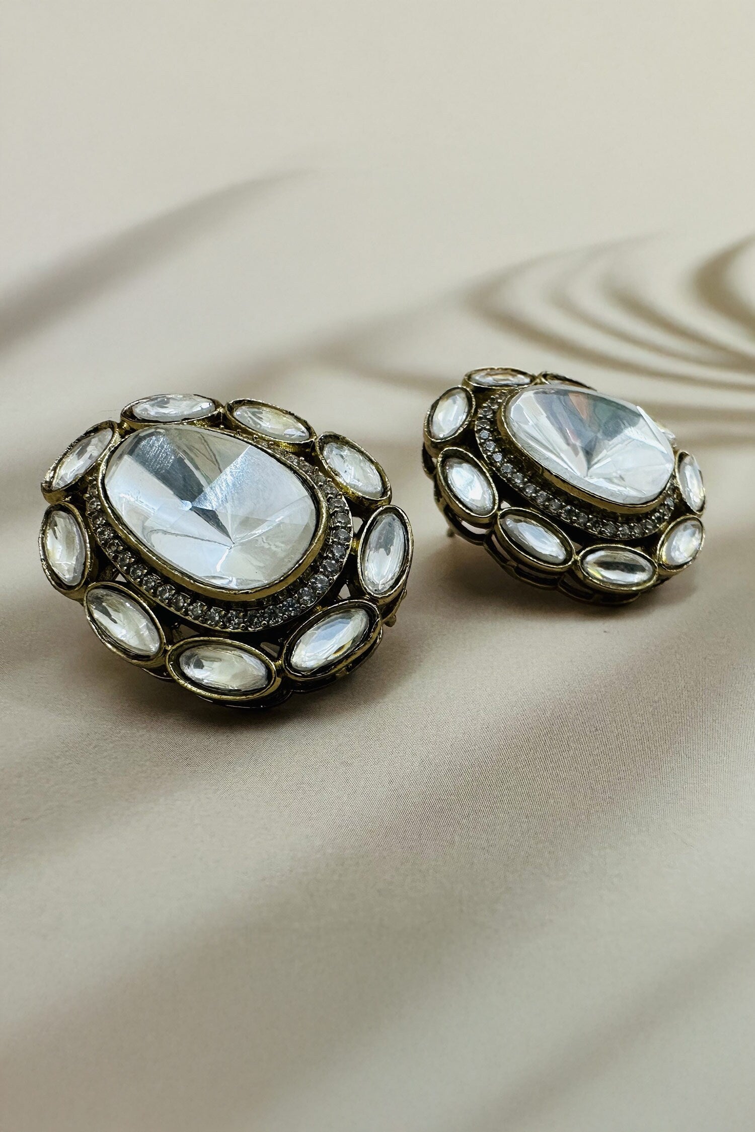 Noor Earrings 