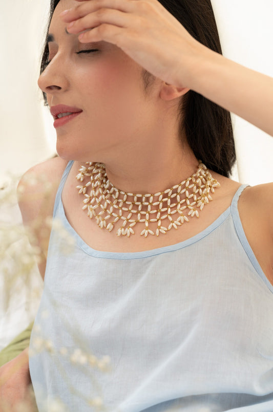 Pearl Embellished Necklace 