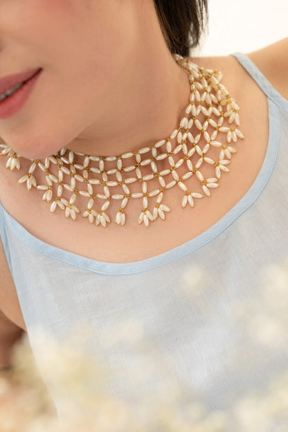 Pearl Embellished Necklace 