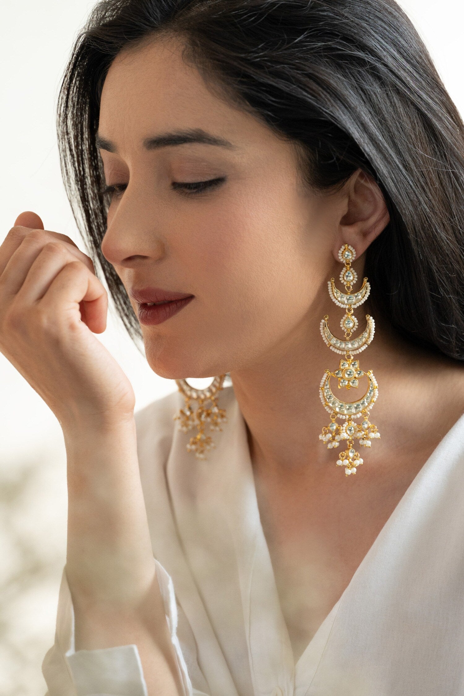 Kundan Embellished Chandbalis 