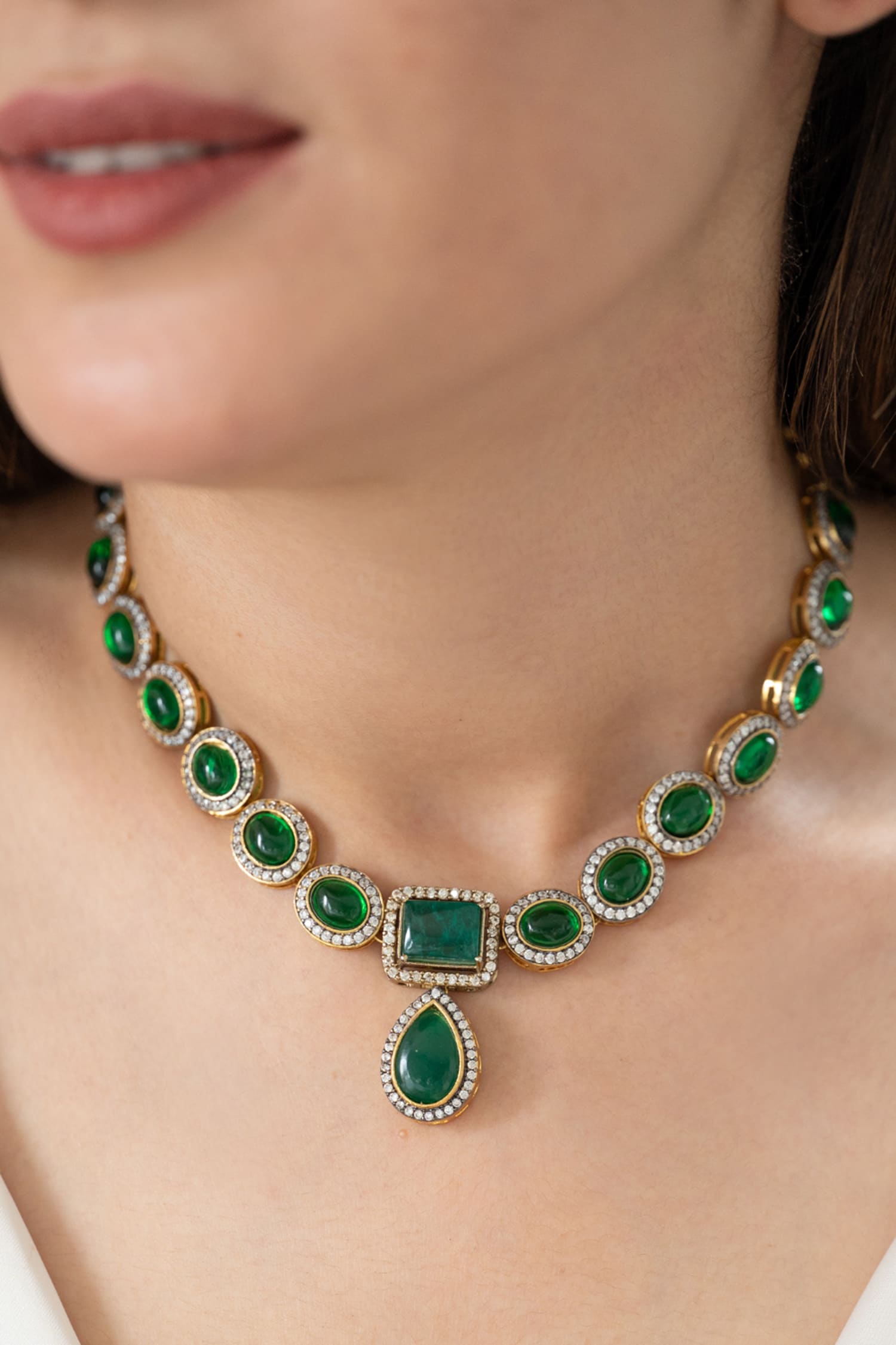Emerald Green Necklace 