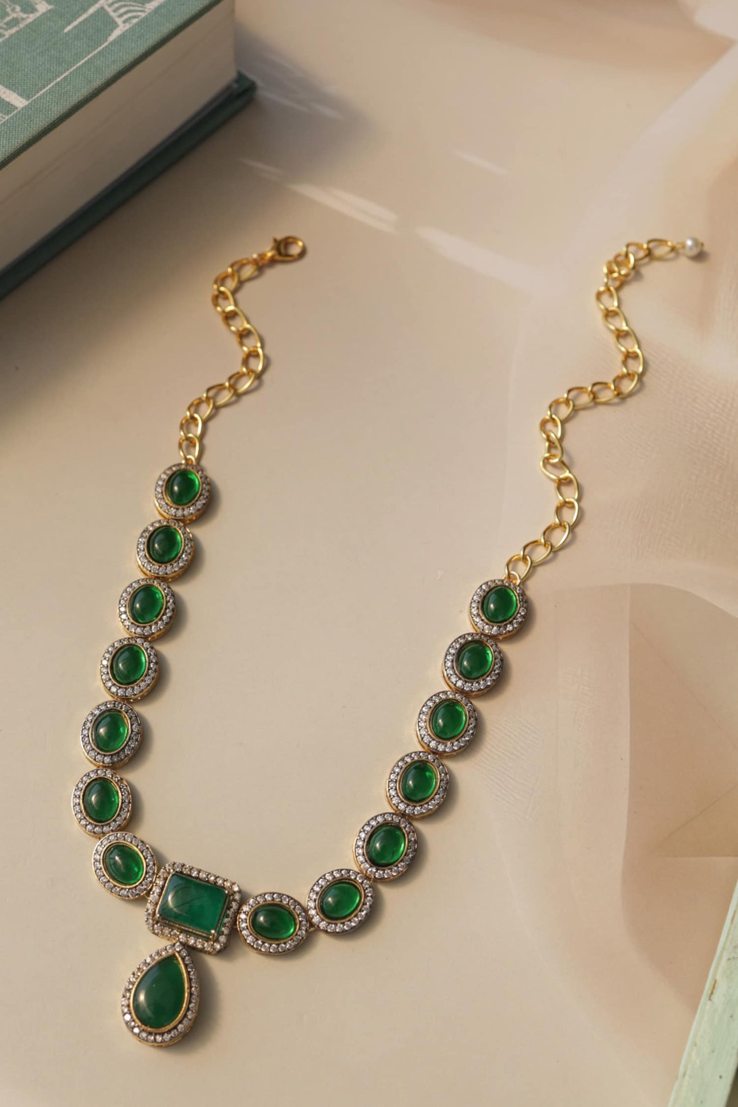 Emerald Green Necklace 