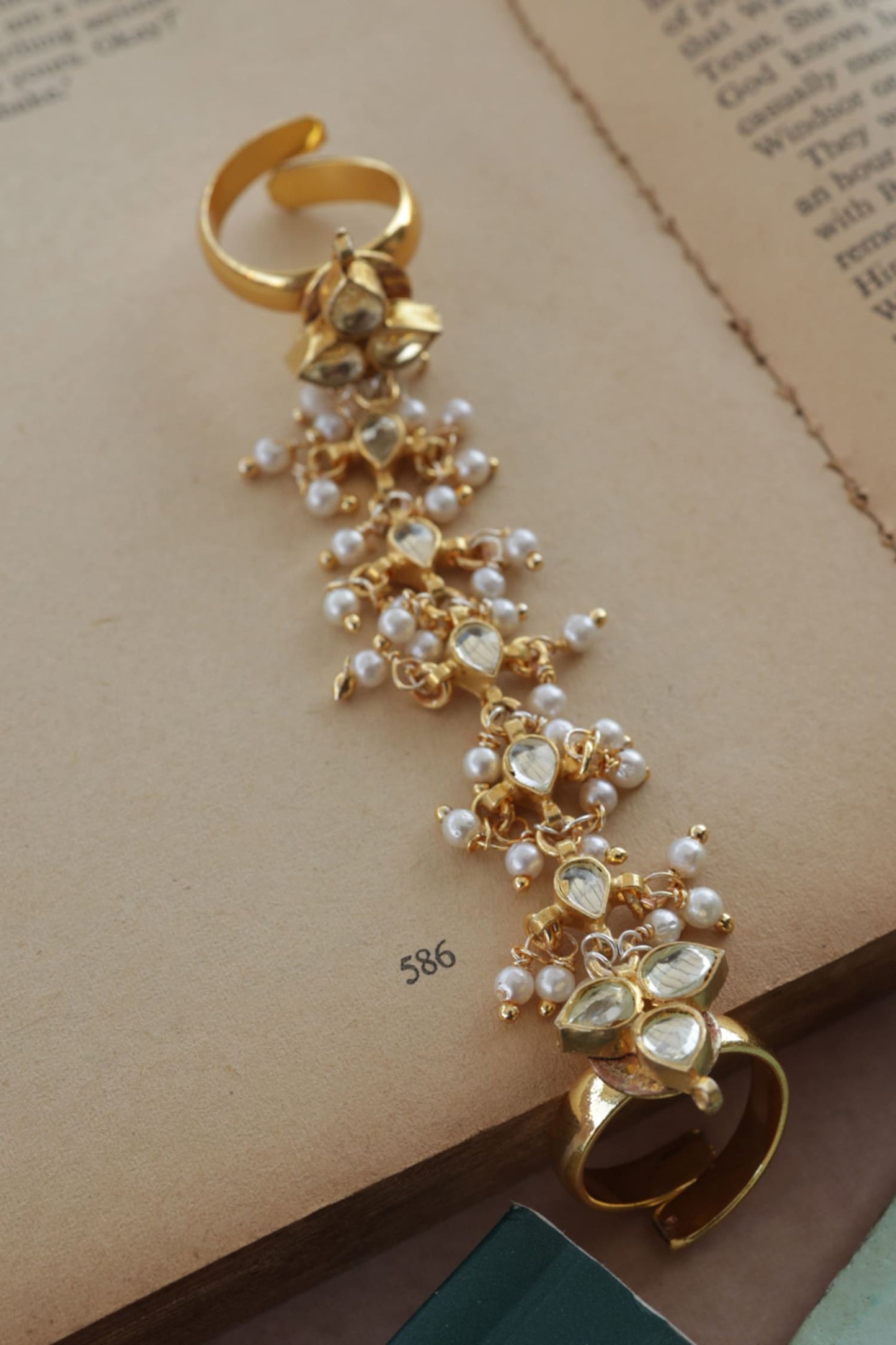 Kundan Embellished Ring 