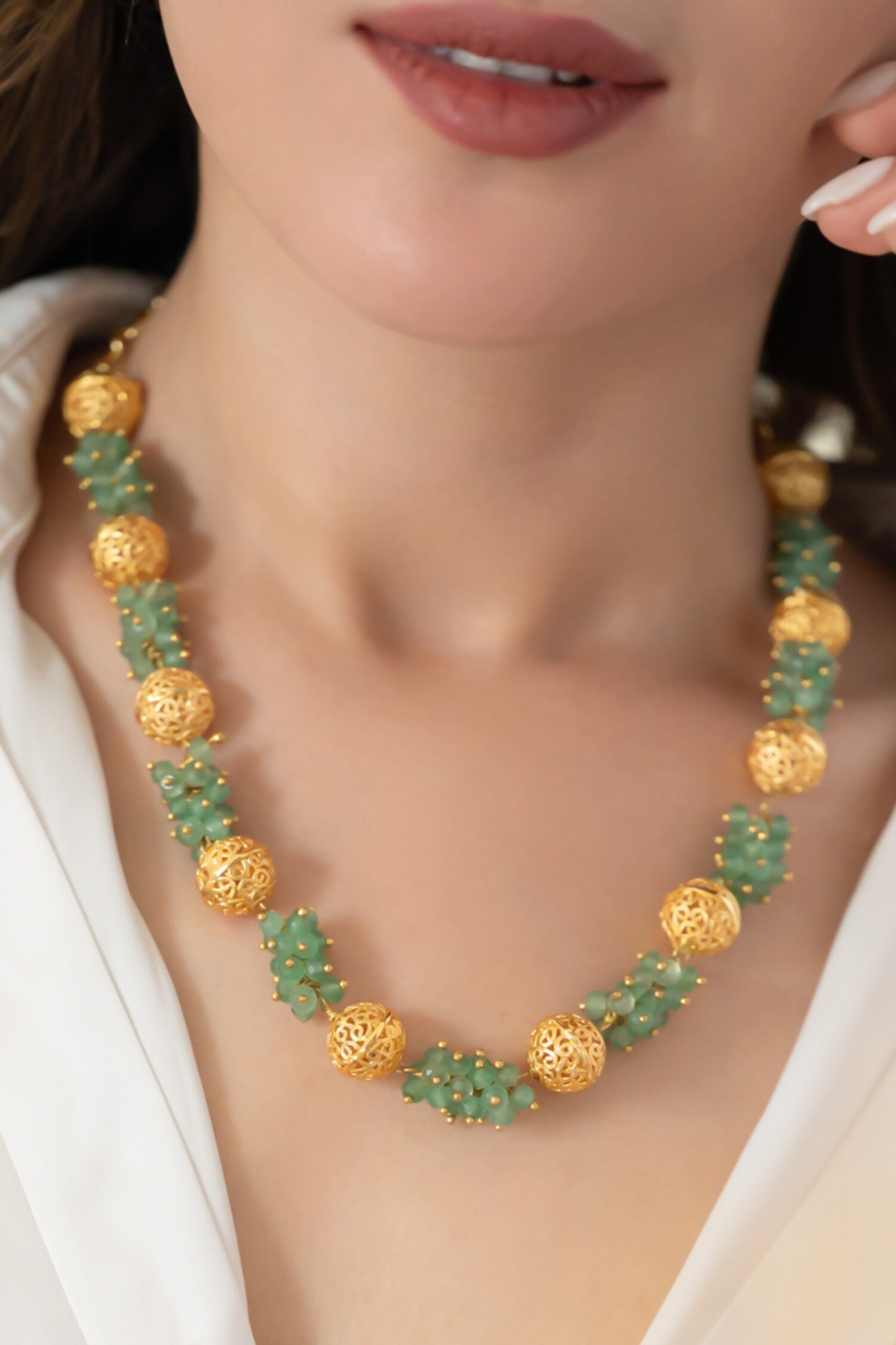 Mint & Embossed Balls Necklace 