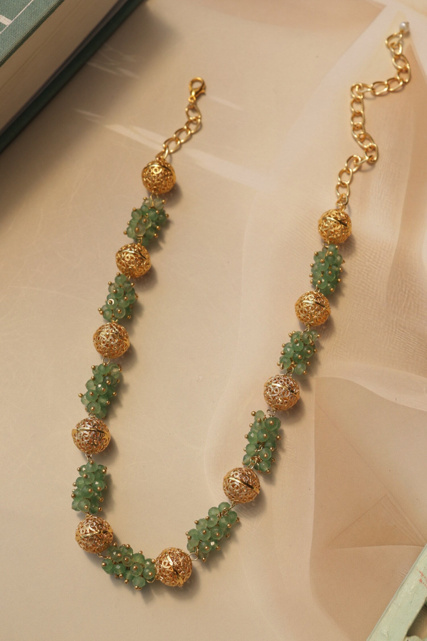 Mint & Embossed Balls Necklace 