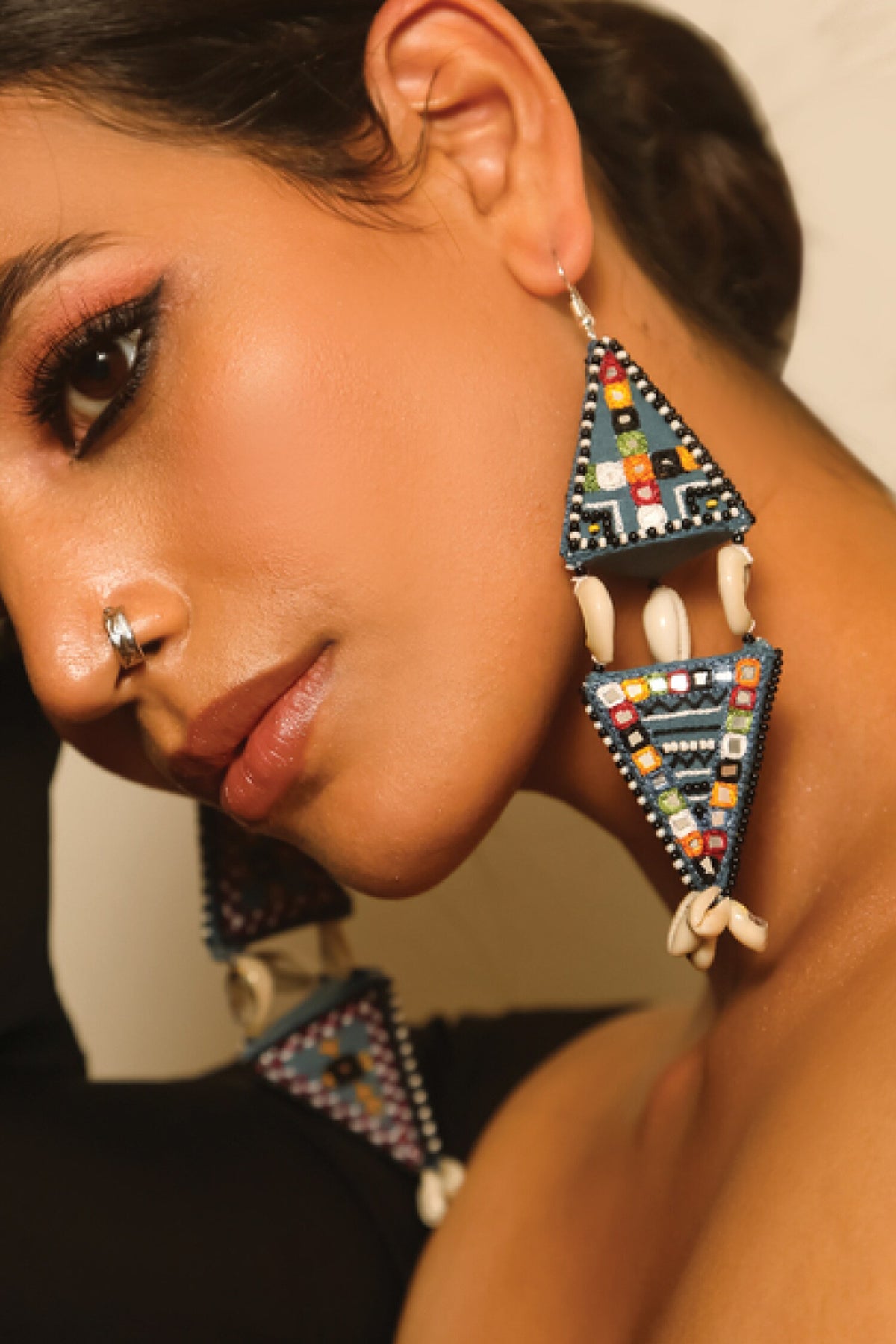 Fatafati Embroidered Earrings 