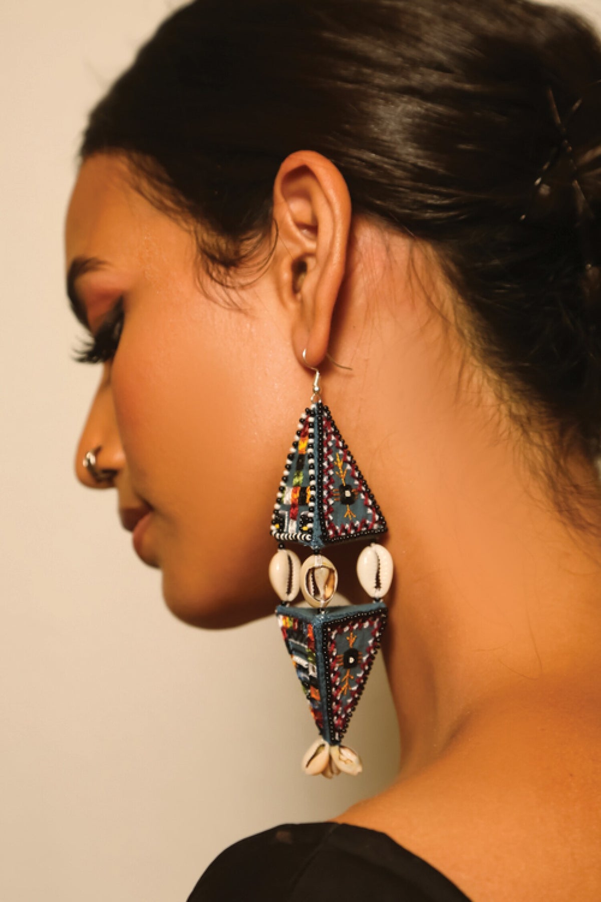 Fatafati Embroidered Earrings 