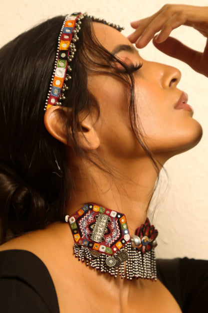 Kamli Embroidered Choker 