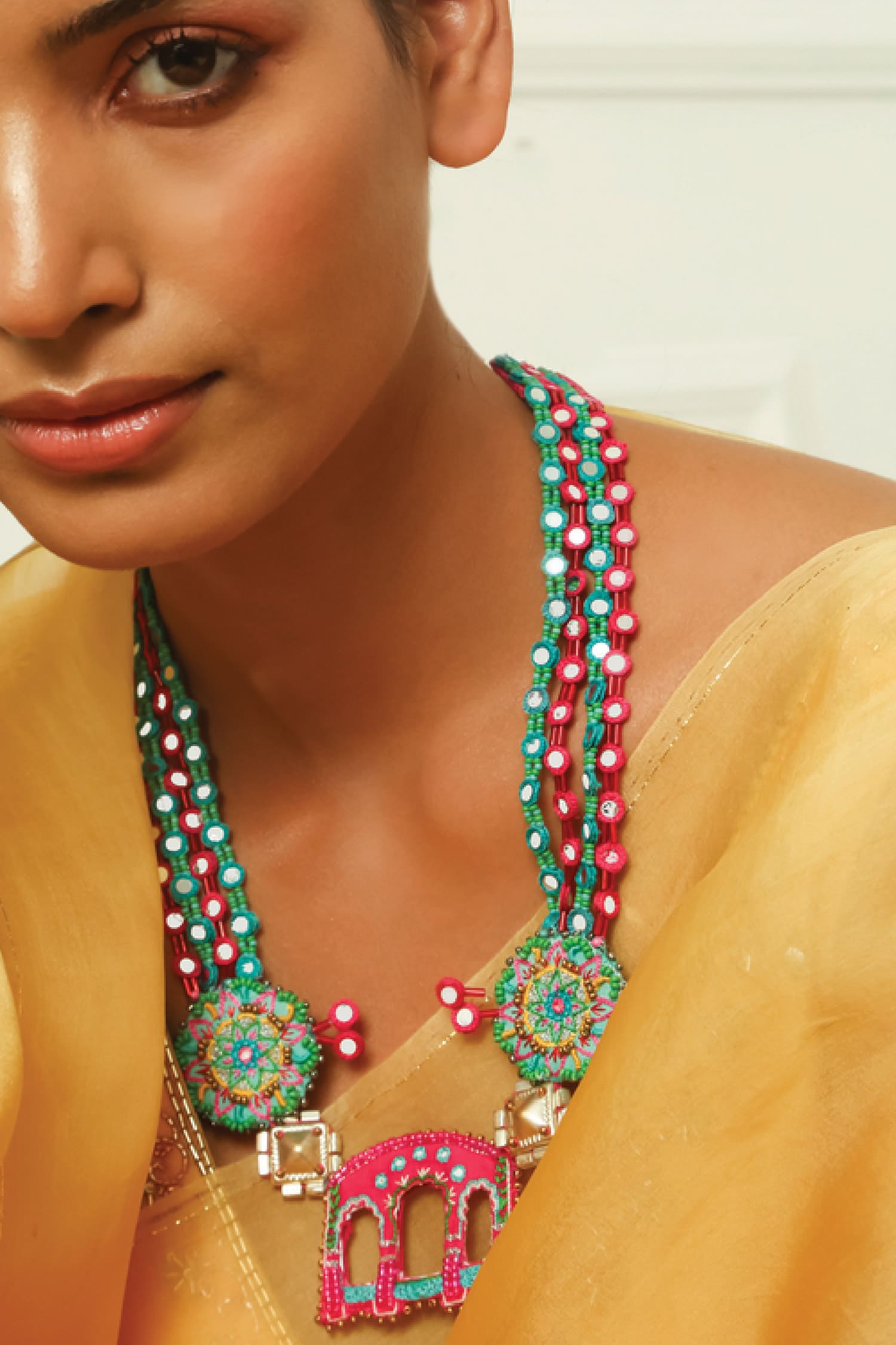 Pushpon Wali Embroidered Necklace 