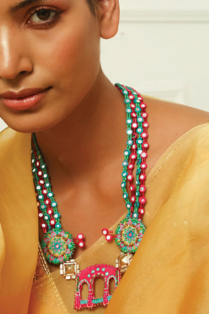 Pushpon Wali Embroidered Necklace 