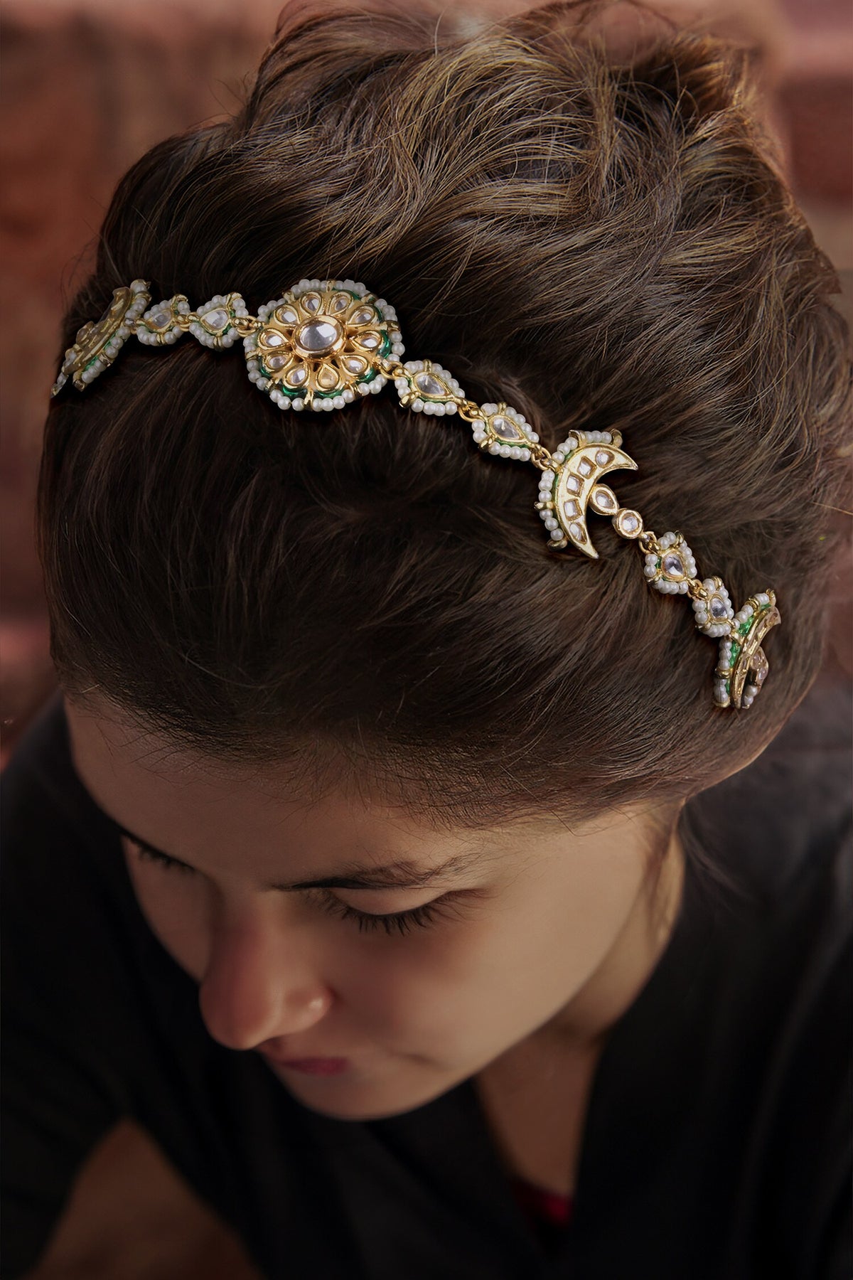 Gold Finish Imitation Kundan Mathapatti 