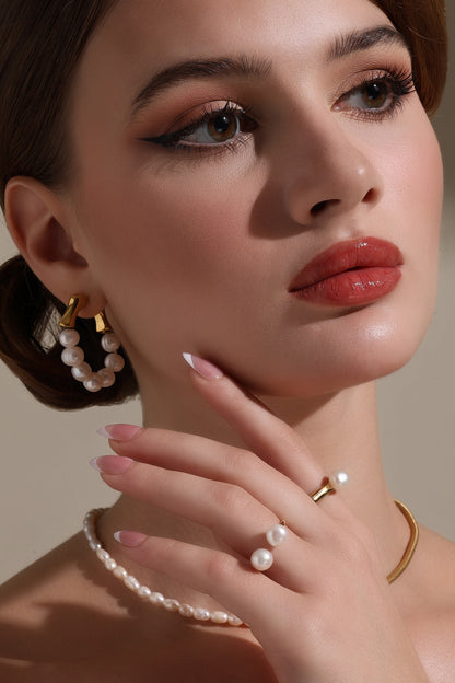 Gold Whisper Ring 
