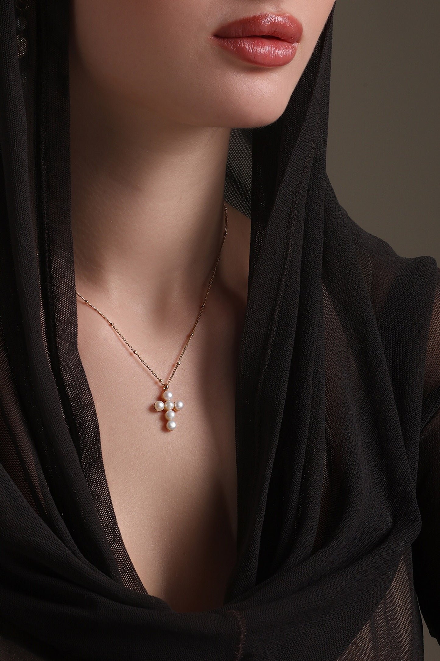 Cross Grace Necklace 