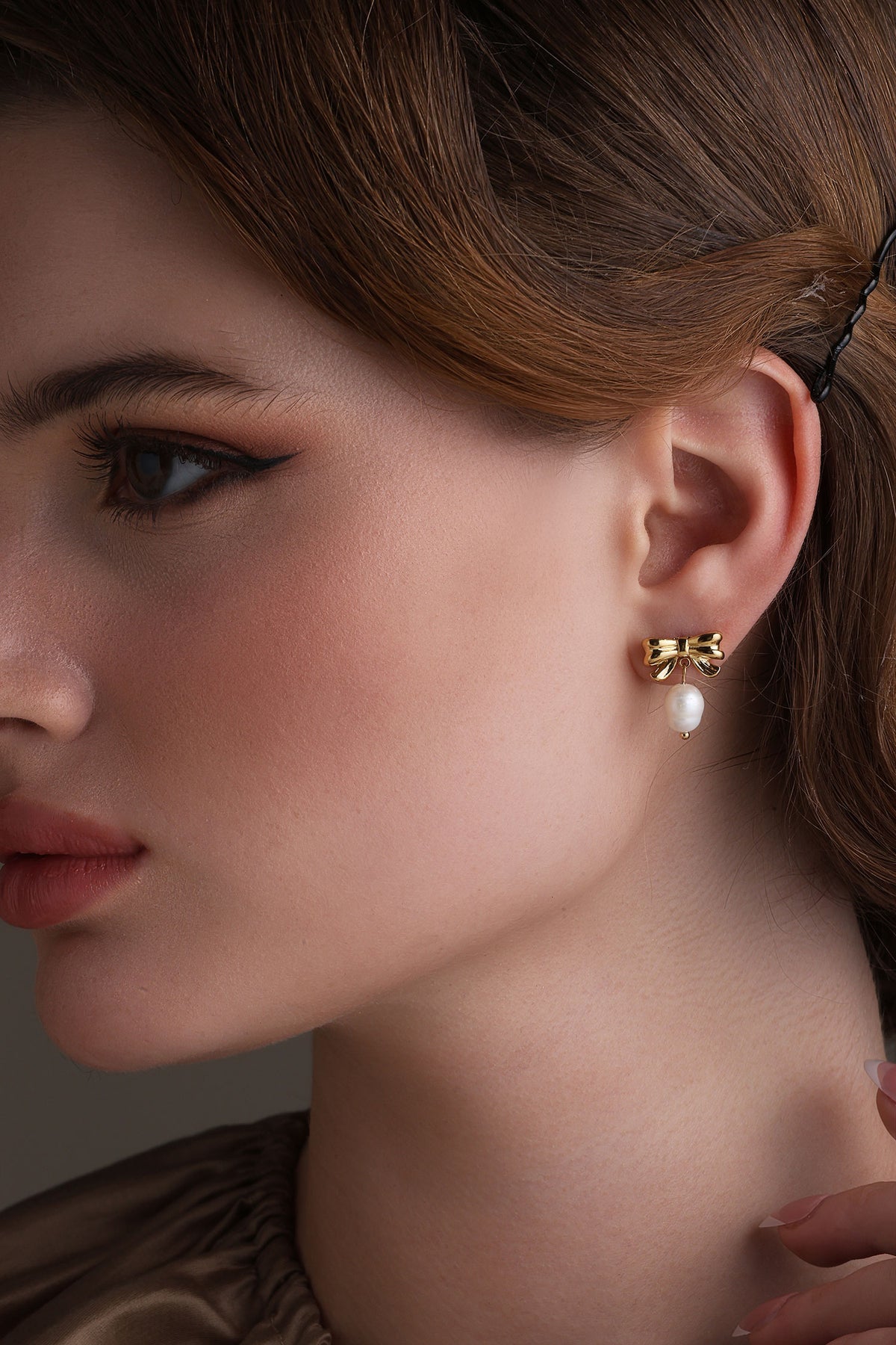 Bow Charm Dang Earrings 