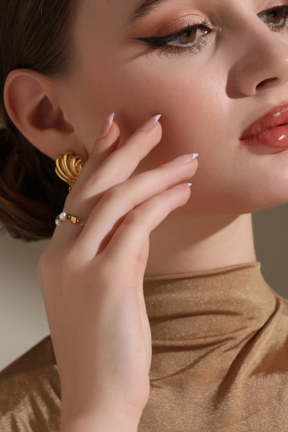 Geometric Flair Earrings 