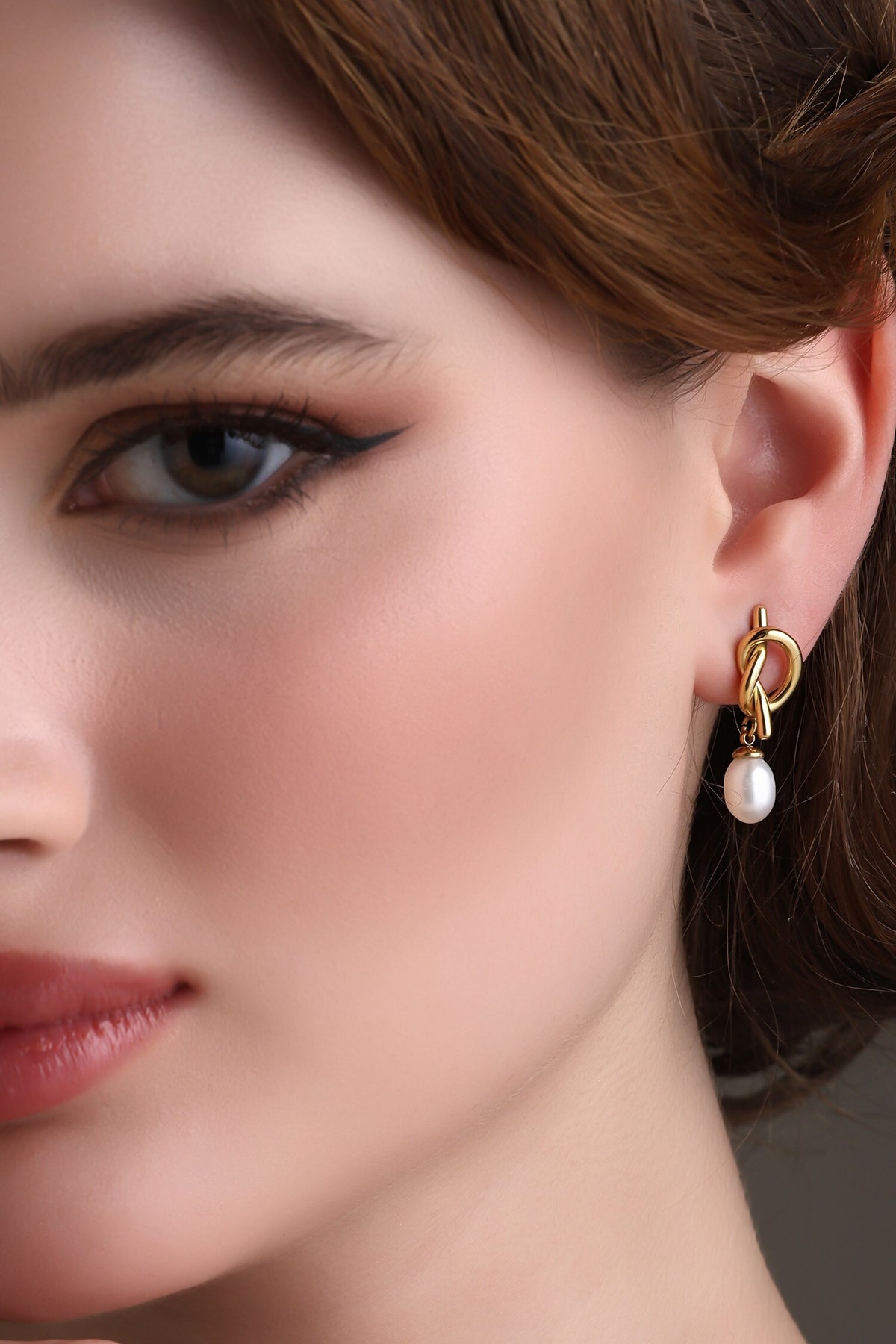 Knot Sophistication Earrings 