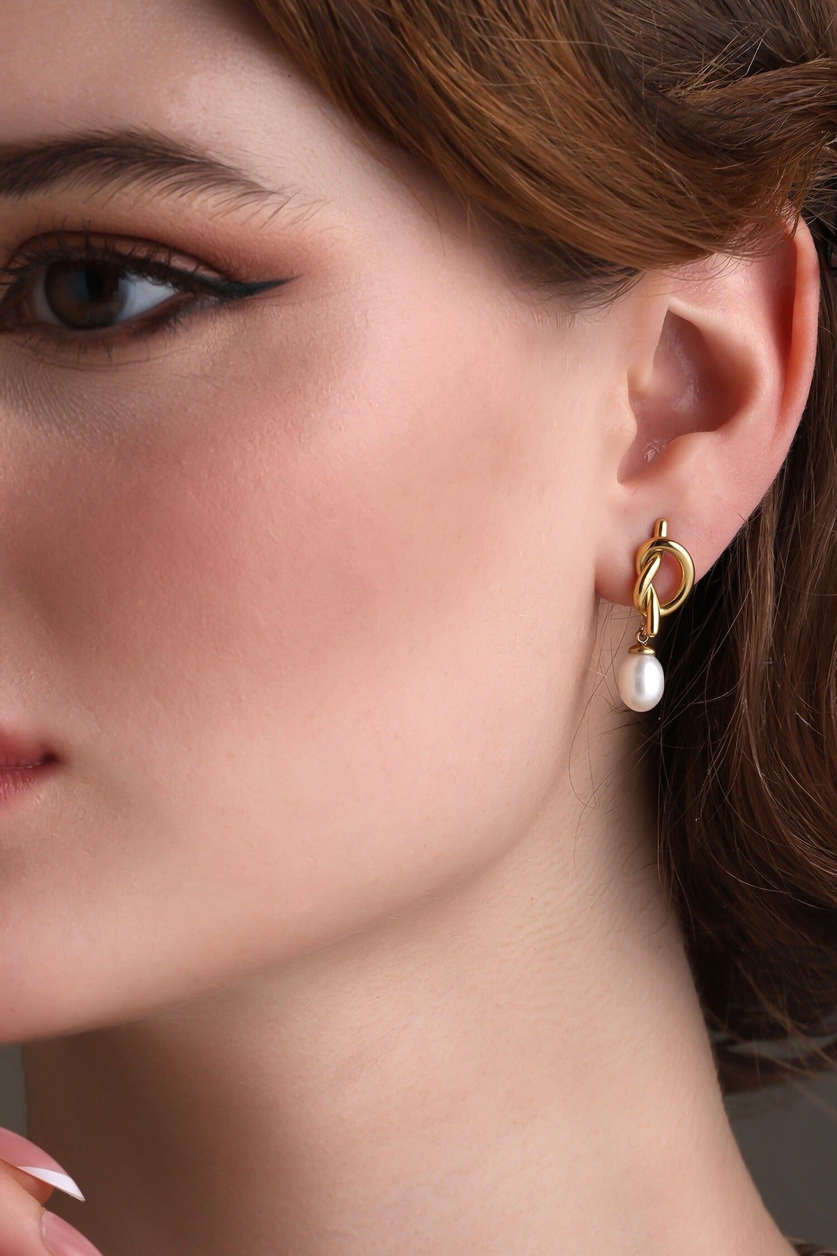 Knot Sophistication Earrings 