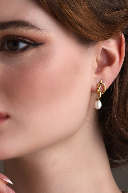 Knot Sophistication Earrings 