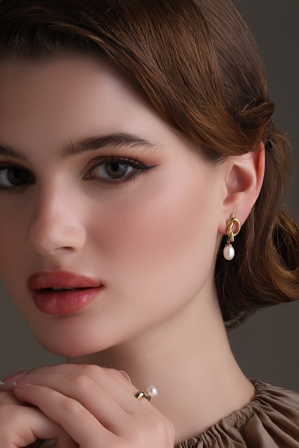 Knot Sophistication Earrings 