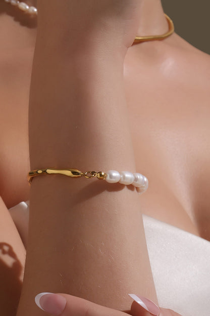 Timeless Pearl Bracelet 
