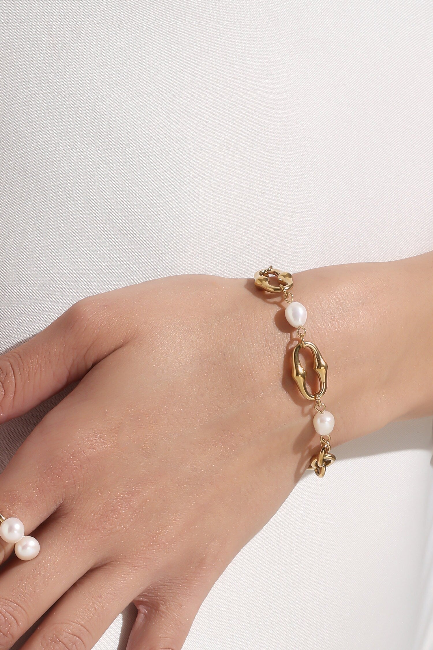 Artisinal Hoop Bracelet 