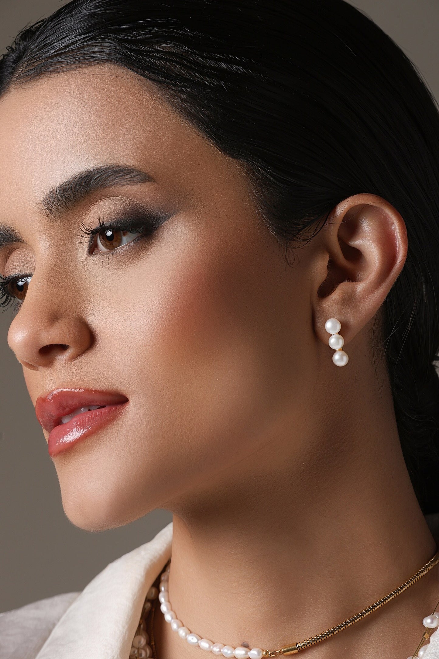 Chic Stud Earrings 