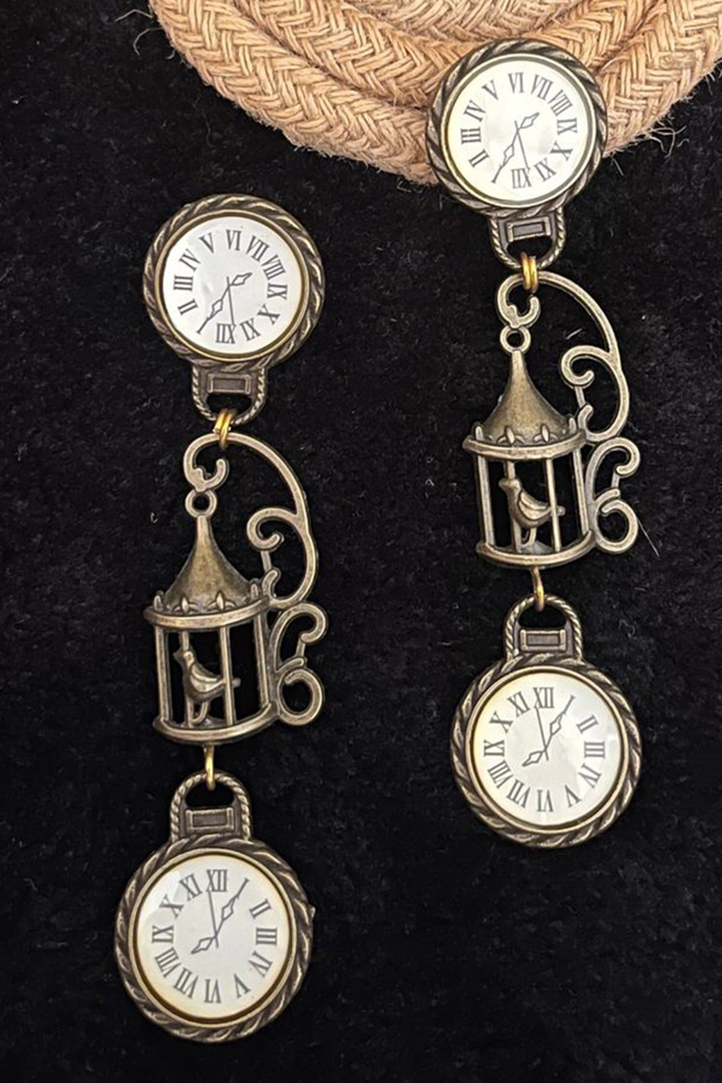 Timeless Cage Clock Shaped Earrings 