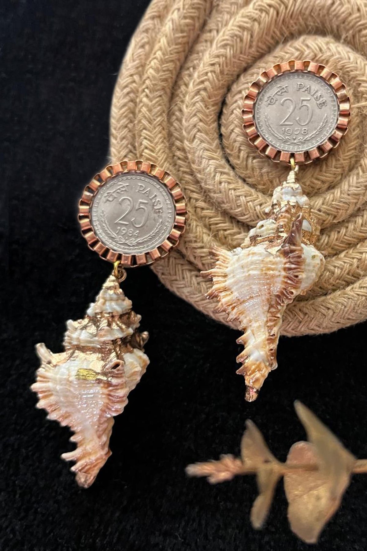 25 Paise Shell Earrings 