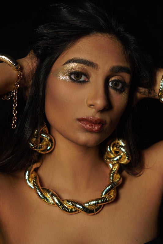 Golden Metallic Twisted Necklace 