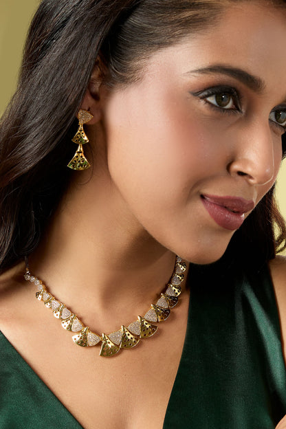 Gold Stone Embellished Necklace Set 