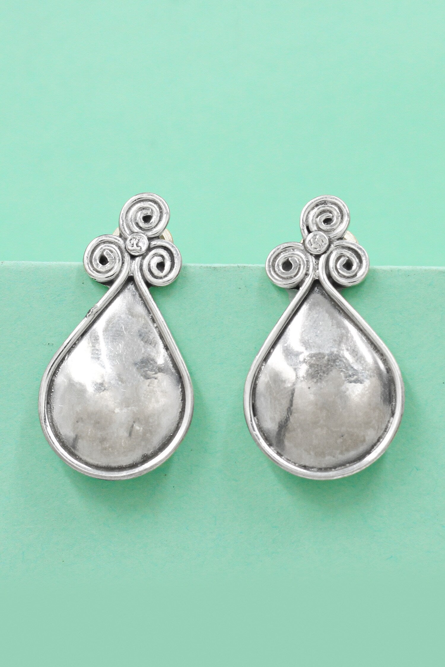 Teardrop Elegance Silver Earrings 